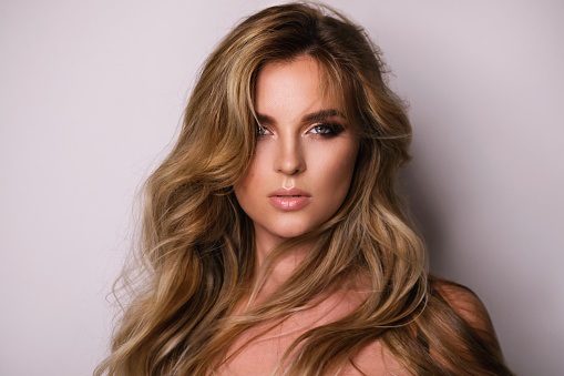 Ombre-hair-blond-et-balayage