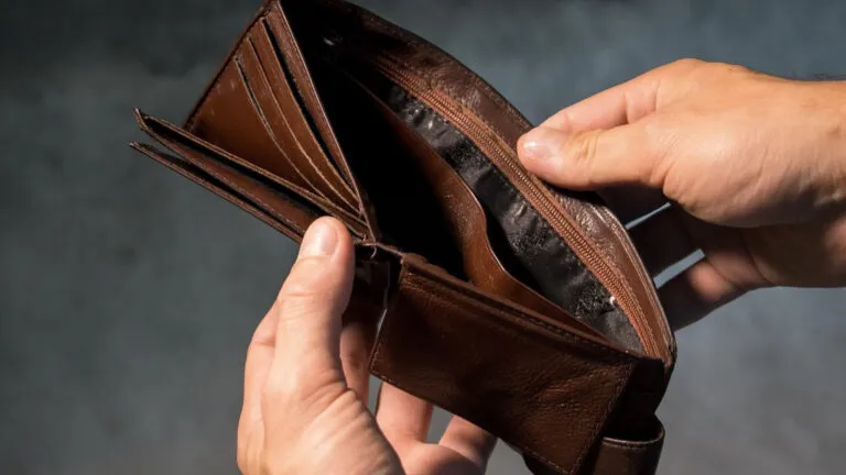 Pourquoi choisir un portefeuille en cuir artisanal ?