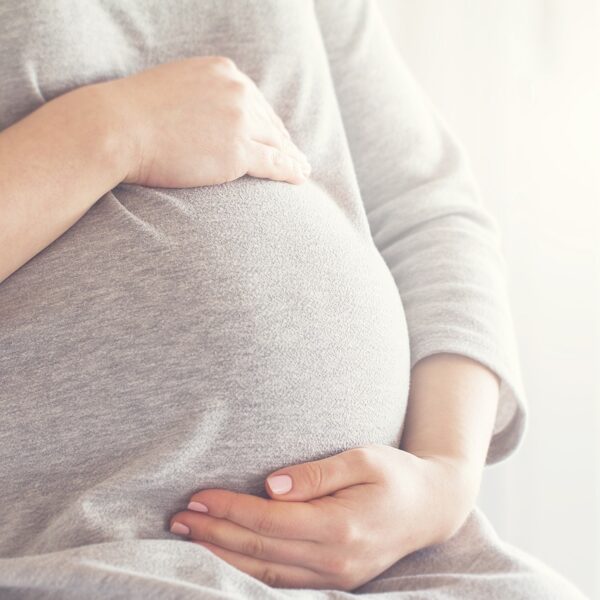 pregnant-5749676_1280
